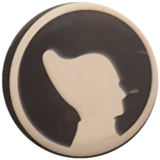 Profil blanc sur noir