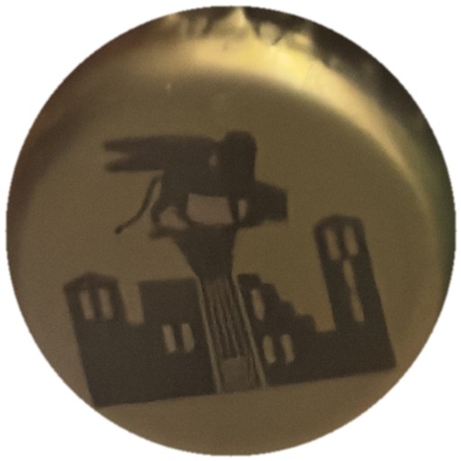 Silhouette de ville noire sur doré