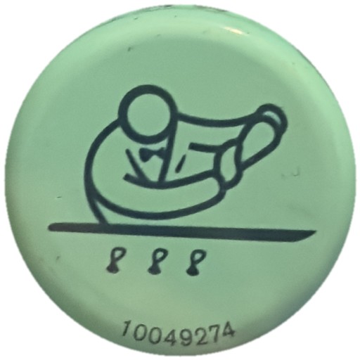 Personnage 888 sur vert d'eau