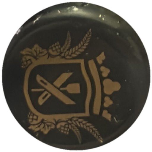 Blason doré sur vert foncé
